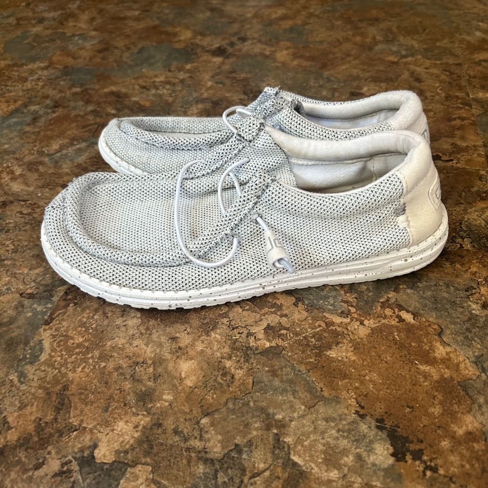 Hey Dude Shoes Mens Size 9 Womens 11 Gray Slip On Lightweight Shoe Loafer